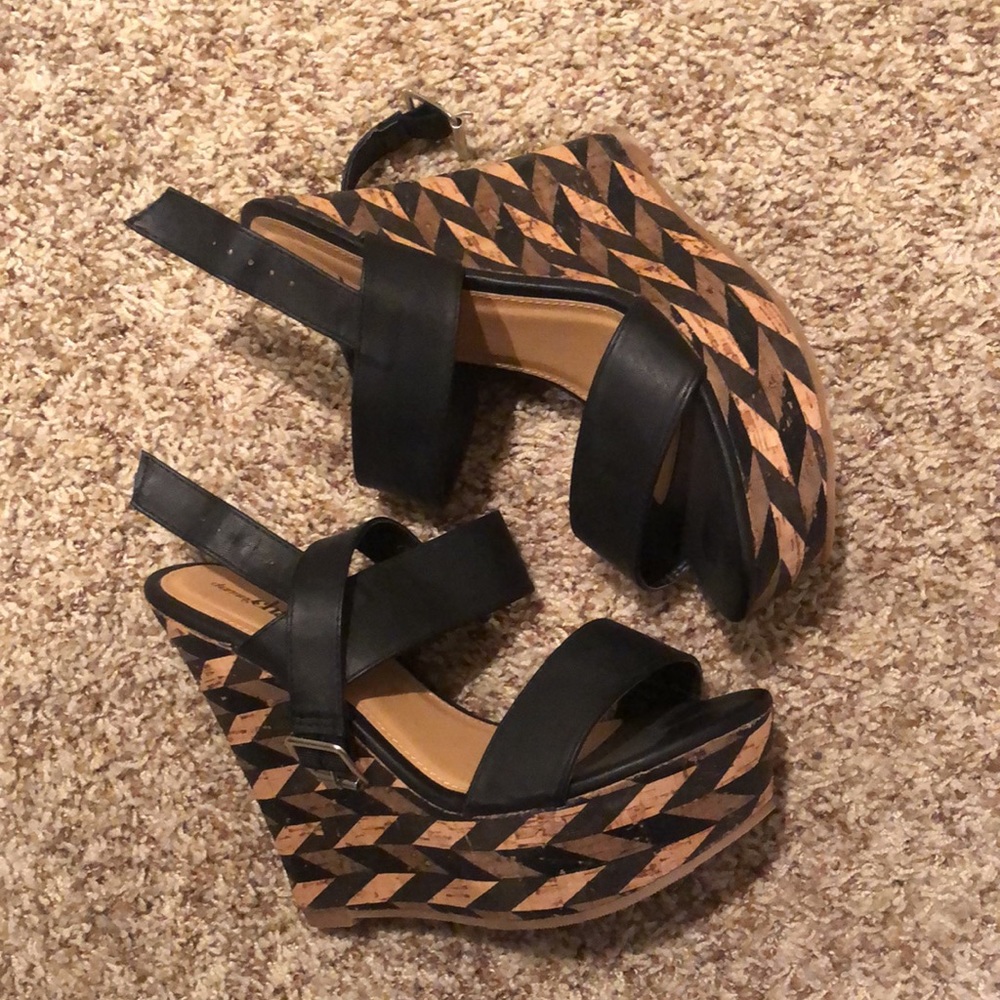 Heels - Picture 2 of 5
